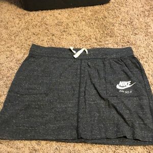 Women’s Nike skirt